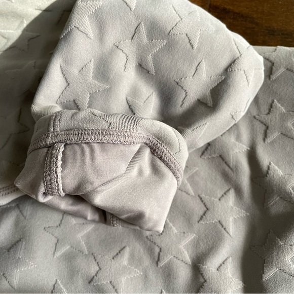 Mono B High Waisted Gray Star Leggings Sz M - Picture 2 of 4